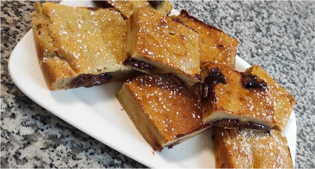 Banánovo-jogurtová buchta s čokoládou Milka – vláčný moučník z přezrálých banánů