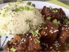 Asijský bůček v karamelové omáčce: Lepkavá a pikantní dobrota, která vás dostane