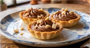 Luxusní nutellové tartaletky: Křehké těsto bez válení a krém jemný jako hedvábí Nutellové tartaletky – luxusní dezert bez válení těsta