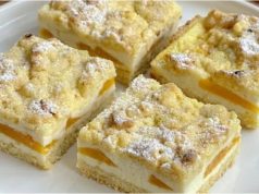 Linecké řezy s tvarohem a ovocem: křehký koláč, který se vždy povede