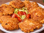 Krůtí řízky v sýrovém těstíčku: Recept na šťavnaté maso a křupavý obal