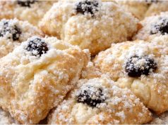 Rychlé tvarohové šátečky z listového těsta: Chuť domácích koláčů bez kynutí