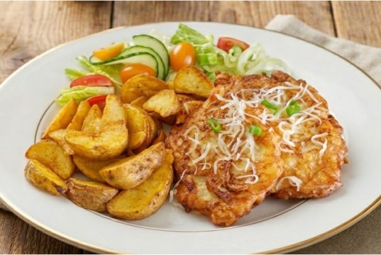 Kuřecí řízky v sýrovém těstíčku s jogurtem: Šťavnaté maso bez klasického obalování