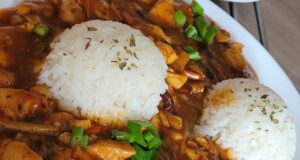 Rychlá kuřecí směs s Krakonošovým kořením: Křupavá zelenina a šťavnaté maso