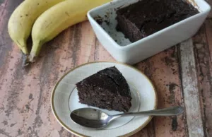 Recept na vynikající banánový zákusek: BEZ špetky mouky a POUZE ze 3 surovin!