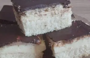 Pudinková buchta s BeBe sušenkami a čokoládou: Dezert, který se rozplývá na jazyku