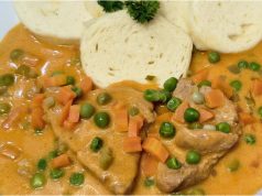 Bratislavská vepřová plec: Tradiční omáčka se zeleninou a okurkou