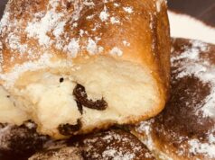 Pravé české buchty s povidly: Nadýchané štěstí jako od babičky Poctivé kynuté buchty s povidly: Nadýchaná klasika jako od babičky