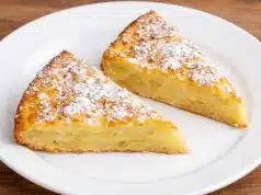 Listové těsto s nastrouhanými jablky a pudinkem – dokonalý dezert během chvíle