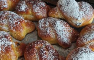 Velikonoční jidáše: Nadýchané bochánky, které voní jarem a tradicí