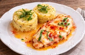 Nejlepší hospodská minutka u vás doma: Zapečený kuřecí plátek se sýrem