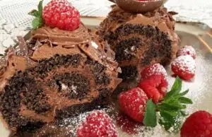 Luxusní maková roláda s pařížským krémem: Dezert, který voní tradicí i čokoládou