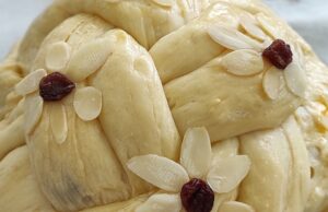 Tradiční velikonoční mazanec s vanilkou: Nadýchaný symbol jara