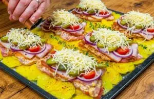 Obložené vepřové kotlety z jednoho plechu: Šťavnatý oběd bez hromady nádobí