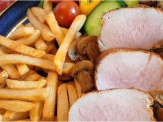 Šťavnatá vepřová panenka s houbovým přelivem, co se rozplývá na jazyku