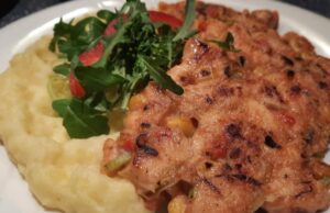 Rychlé kuřecí placičky s kukuřicí: Šťavnatá večeře hotová za pár minut