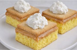 Karamelové BeBe řezy: Recept na dezert, který zmizí z plechu dřív, než stačí ztuhnout