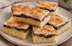 Nadýchaná peřinková buchta s pudinkem