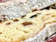 Velikonoční chlebíček s rumovým ovocem: Nadýchaný skvost v máslovém kabátku Velikonoční chlebíček s rumovým ovocem: vláčný sváteční moučník