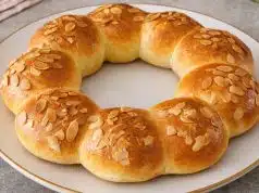 Nadýchaný velikonoční věnec: Krásnější než mazanec, jednodušší než vánočka!