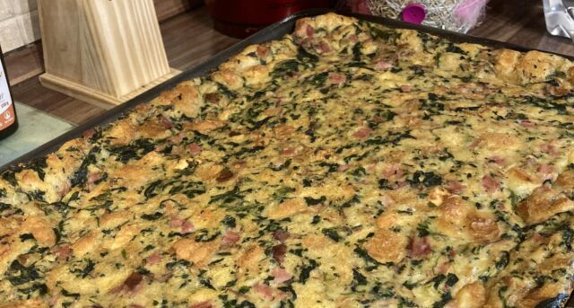 Velikonoční nádivka s uzenou krkovicí a špenátem – poctivý domácí recept