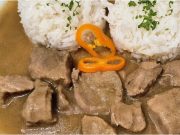 Vepřová plec na kmíně s jasmínovou rýží: jednoduchý domácí oběd plný chuti