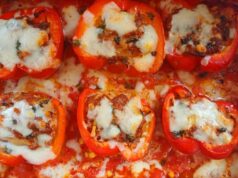 Zapečené papriky po italsku s mozzarellou: Zdravý oběd plný chutí Plněné papriky bez rýže z trouby: hovězí maso, rajčata a mozzarella