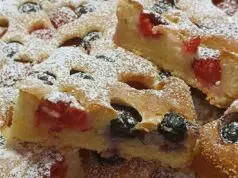 Vláčná jogurtová bublanina s citronovou kůrou: Recept, který nikdy nevyschne