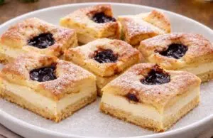 „Prosedlá“ buchta s tvarohem a povidly: Nadýchaná mřížka plná chutí