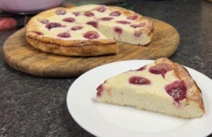 Fantastický tvarohový koláč s malinami – Snadná a rychlá příprava!