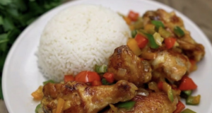 Rychlý a jednoduchý recept na skvělou večeři – Smažená křídla se zeleninkou!