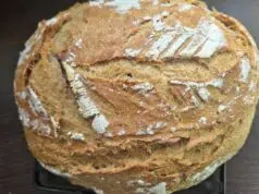 Domácí chleba bez hnětení: Křupavý krasavec, který kyne, zatímco vy spíte