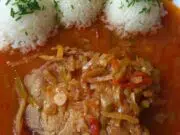 Cikánské vepřové žebírko s rýží: Poctivá klasika s lečem