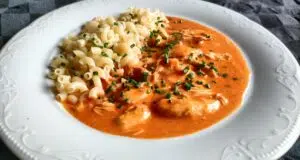 Kuře na paprice z vývaru: Chytrý a levný recept na poctivý domácí oběd