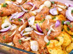 Zapékané brambory s kuřecím masem a smetanou: Krémový oběd z jednoho pekáče