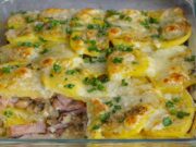 Venkovský pekáč s klobásou a houbami: Sytá večeře z jednoho pekáčku