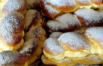 Domácí nadýchané pudinkáče s luxusním banánovým krémem