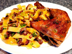 Maminčino kuře s játry a žampiony: Voňavý recept, který zvětší každou porci
