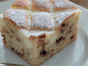 Nadýchaný stracciatella moučník s tvarohovou mřížkou: Vláčný kavárenský dezert