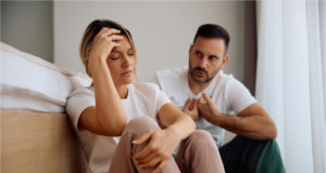 Partner chtěl otevřený vztah. Souhlasil, dokud jsem nezačala být šťastná i bez něj