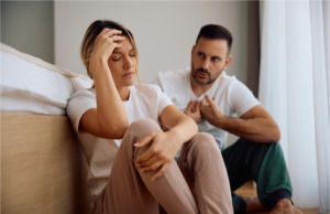 Partner chtěl otevřený vztah. Souhlasil, dokud jsem nezačala být šťastná i bez něj