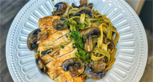 Lepší než z italské restaurace: Fettuccine s krémovými žampiony a kuřecím masem, které zůstane dokonale šťavnaté
