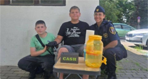 Městská policie vyjela k dětskému prodejci limonády. „Zásah“ skončil nečekaně krásně